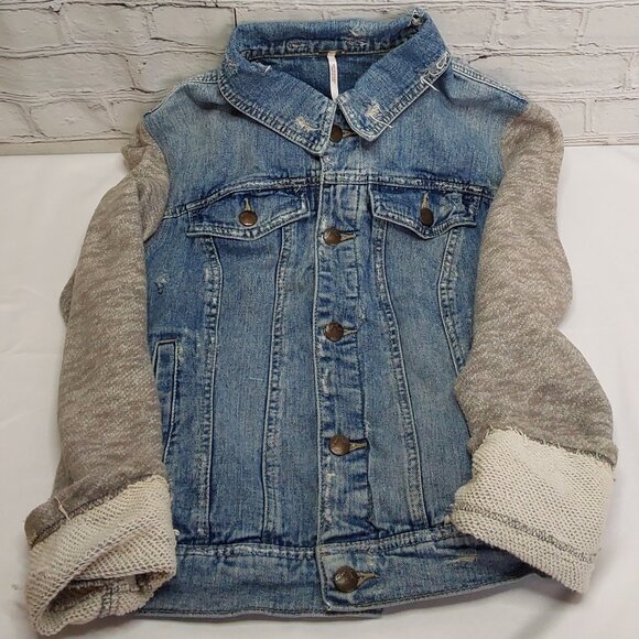 'FREE PEOPLE' DISTRESSED DENIM JACKET TEXTURE SLEEVE VINTAGE - Picture 7 of 16